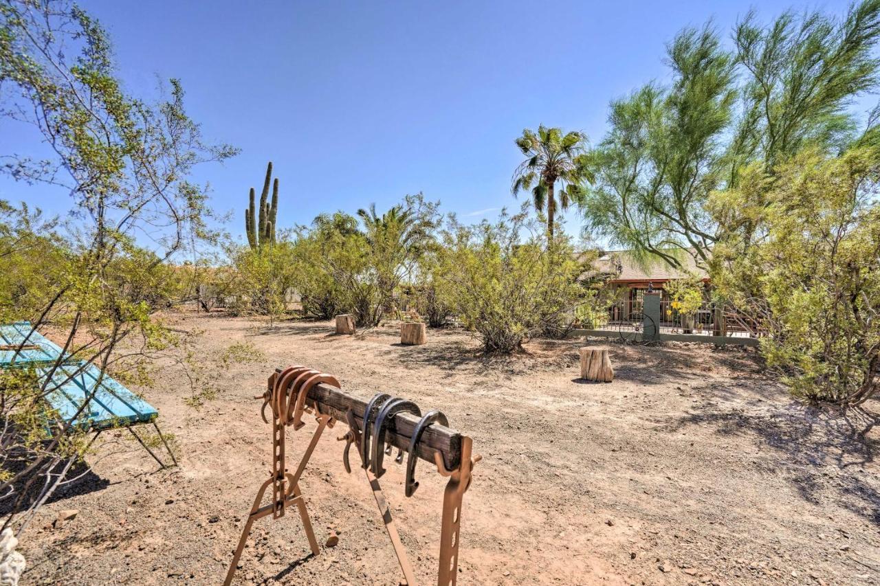 Dreamy Desert With Deck And Pool Access! *