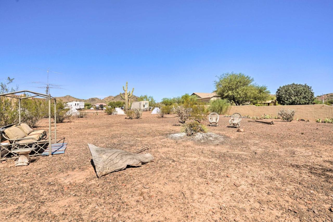 Dreamy Desert With Deck And Pool Access!